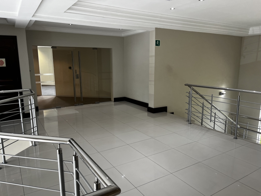 To Let commercial Property for Rent in Rosenpark Western Cape